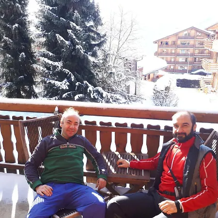 Appartement Sportrama 115 *